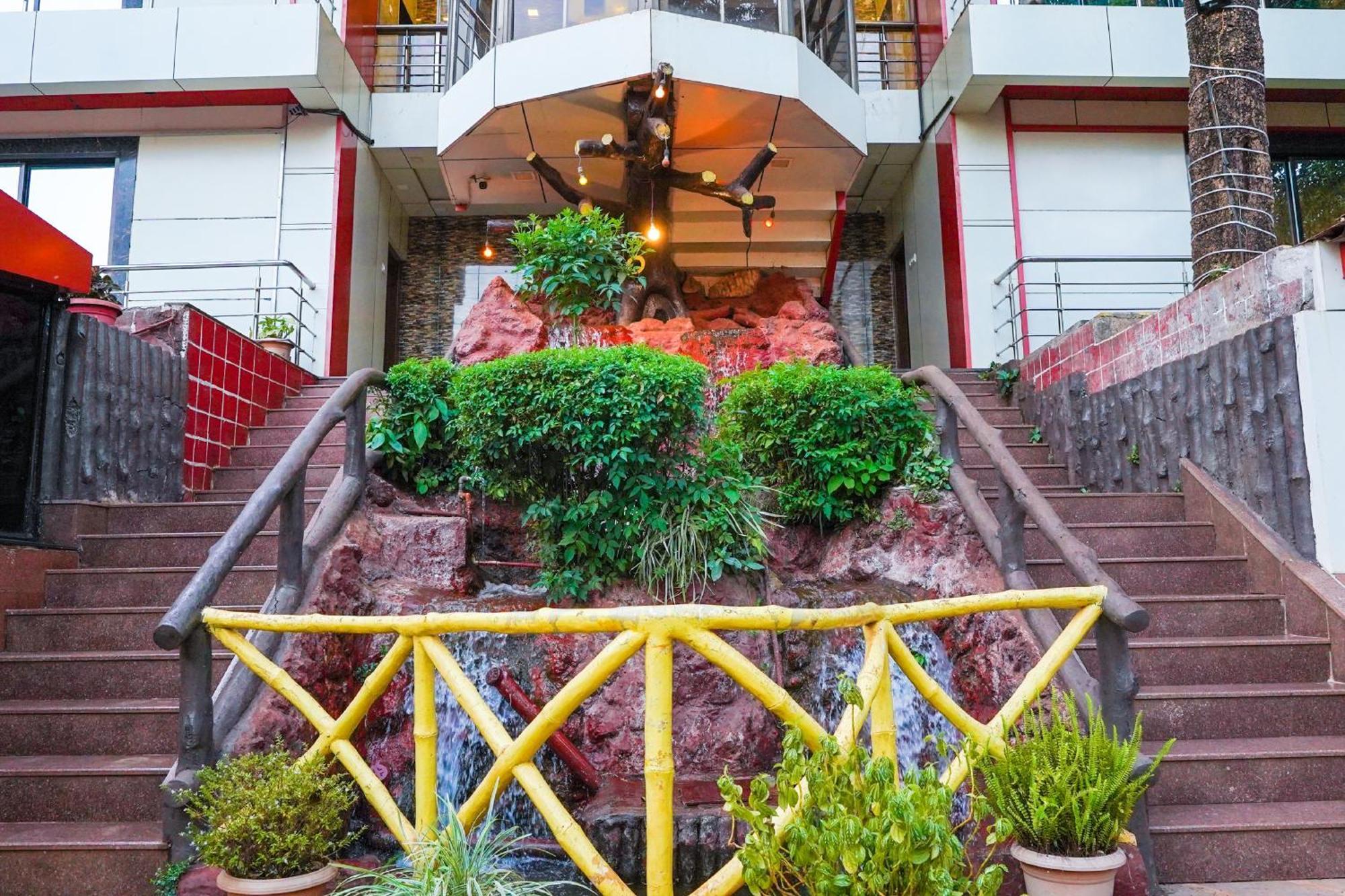 Hotel Kumar Plaza Matheran Exterior photo