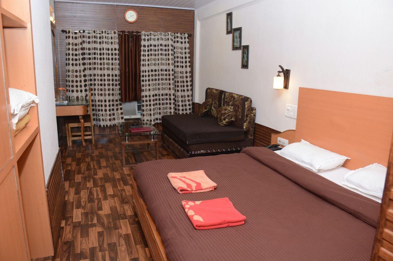 Hotel Kumar Plaza Matheran Exterior photo